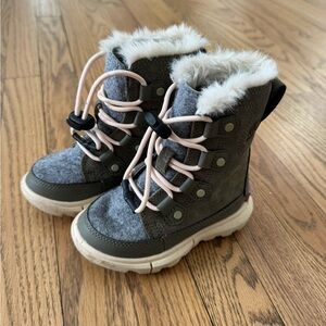 Sorel Kids Boots in Gray with Faux Fur